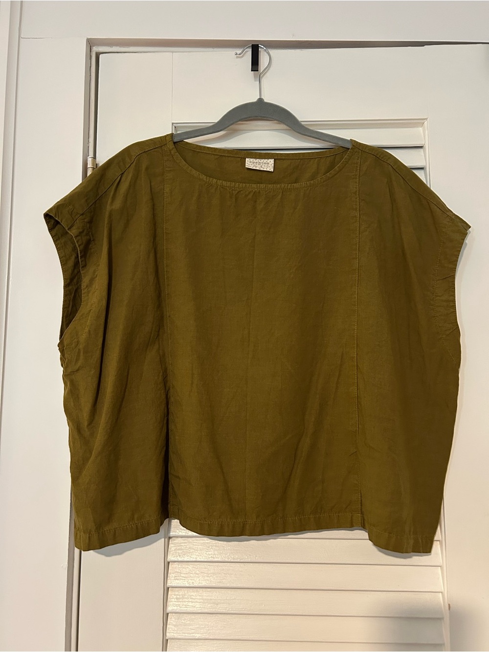 Curator SF Top in Olive - Lightweight Boxy Blouse